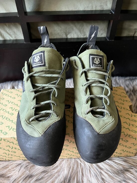 Evolv Climbing Shoes main image 12